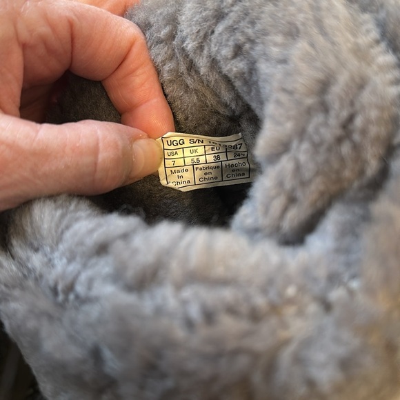 UGG Sweater Boots, EUC, Mushroom Brown, Size 7 - Picture 6 of 8